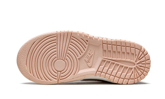 Nike Dunk Low Orange Pearl